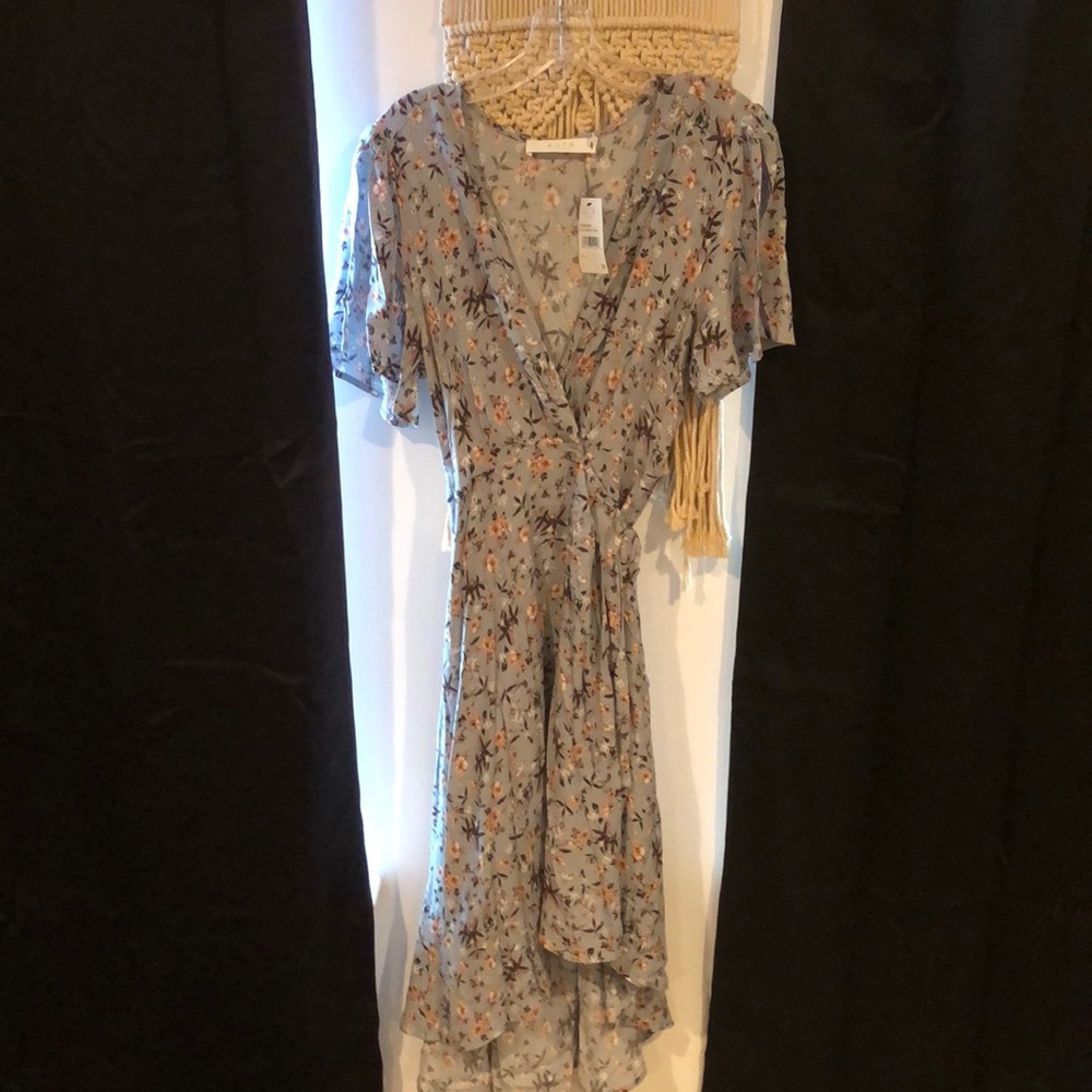 Floral Wrap dress. Super cute!!!!